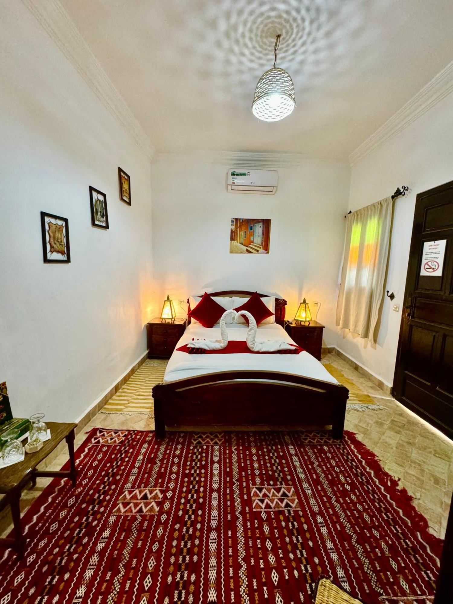 Riad Iklil Marrakesh Exterior photo